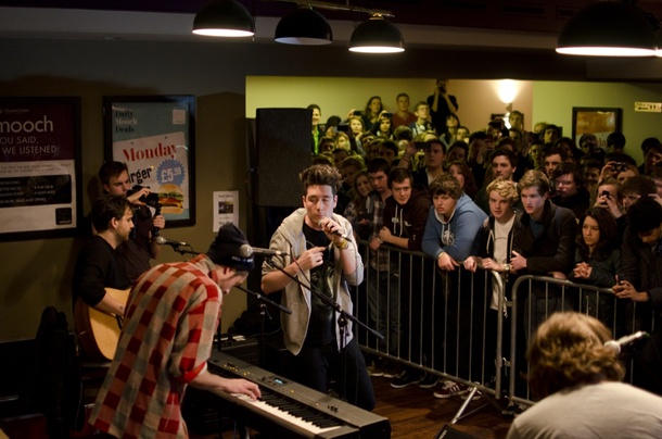 Bastille (12 of 21)